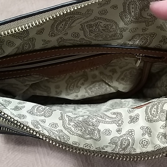 Simply Noelle Cross Body Purse - Picture 4 of 4